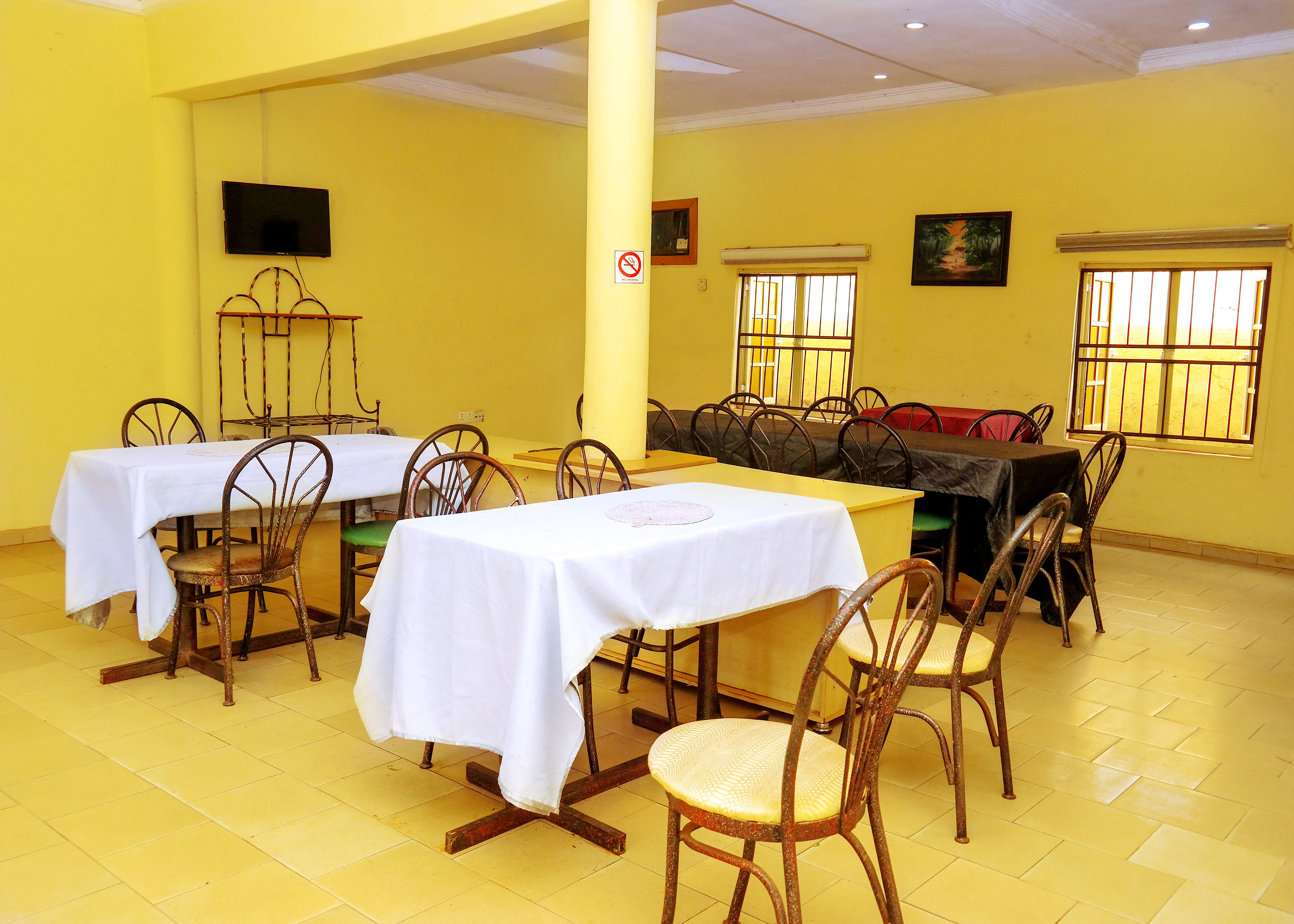 leach hotels gallery